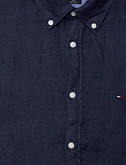 Tommy Hilfiger - PIGMENT DYED LINEN RF SHIRT S/S - kortärmade skjortor - carbon navy - 6