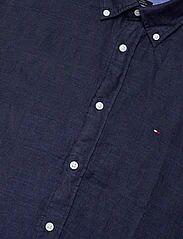 Tommy Hilfiger - PIGMENT DYED LINEN RF SHIRT S/S - kortärmade skjortor - carbon navy - 7