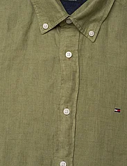 Tommy Hilfiger - PIGMENT DYED LINEN RF SHIRT S/S - short-sleeved shirts - faded olive - 6