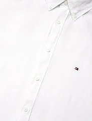Tommy Hilfiger - PIGMENT DYED LINEN RF SHIRT S/S - kortærmede skjorter - optic white - 7