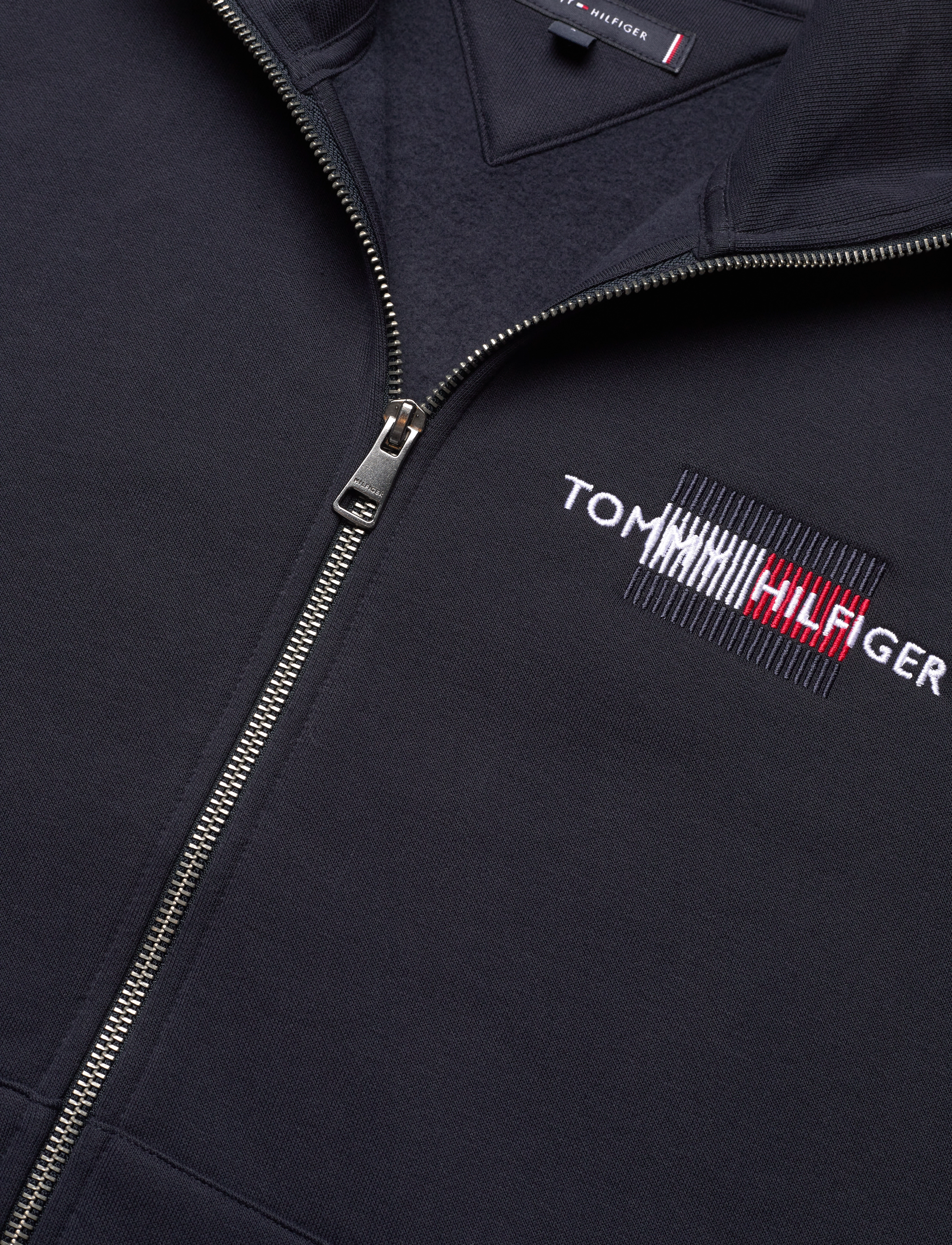 Tommy Hilfiger - HILFIGER FLAG EMBRO ZT STAND CLR - desert sky - 4