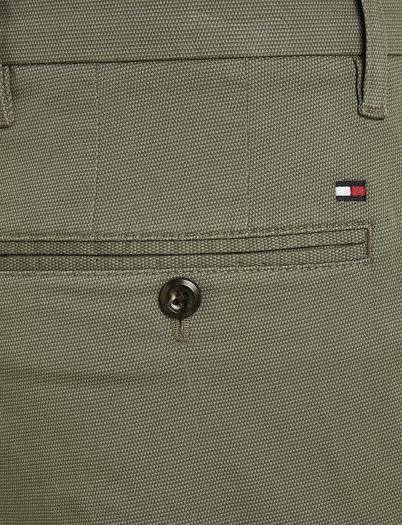 Tommy Hilfiger - CHINO DENTON PRINTED STRUCTURE - pantalons décontractés - hydrogen grey - 4