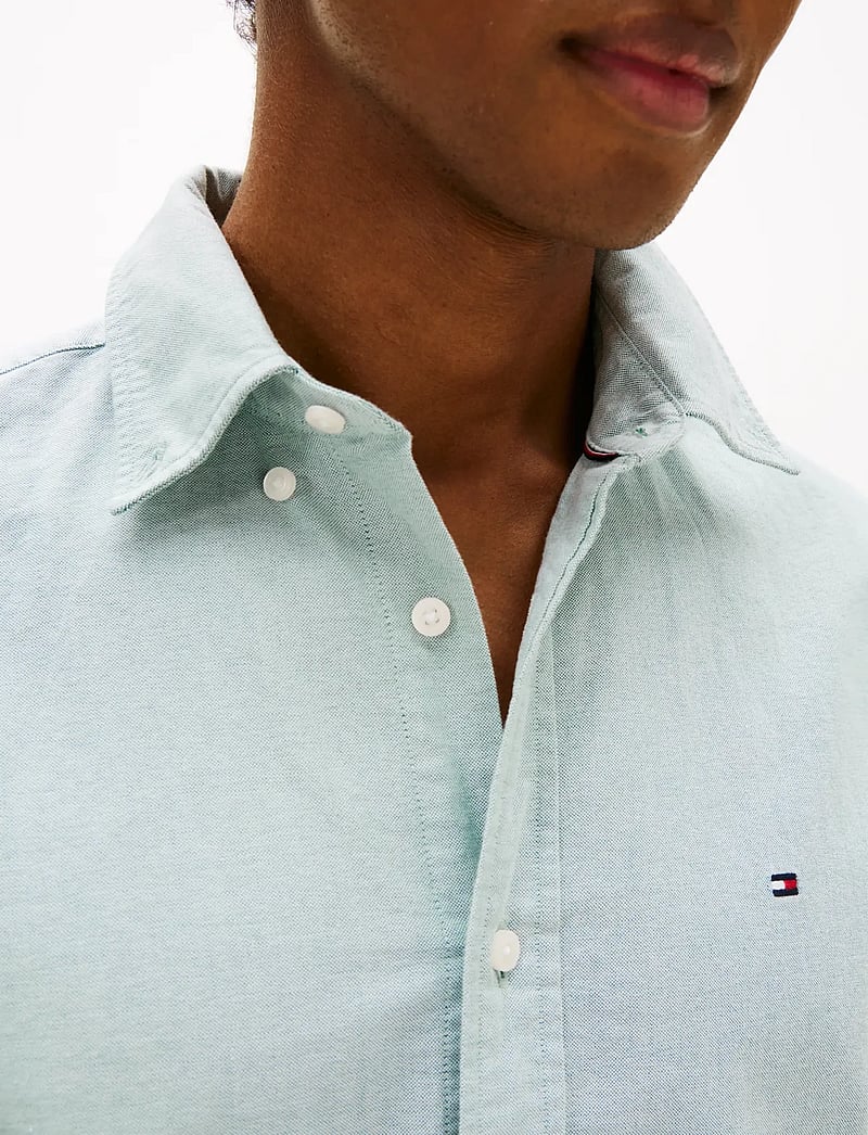 Tommy Hilfiger - SOLID HERITAGE OXFORD RF SHIRT - oxford skjorter - ornamental green - 5