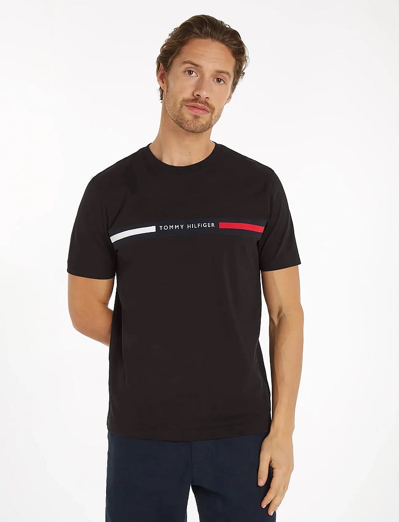 Tommy Hilfiger - HILFIGER CHEST INSERT TEE - lühikeste varrukatega t-särgid - black - 1