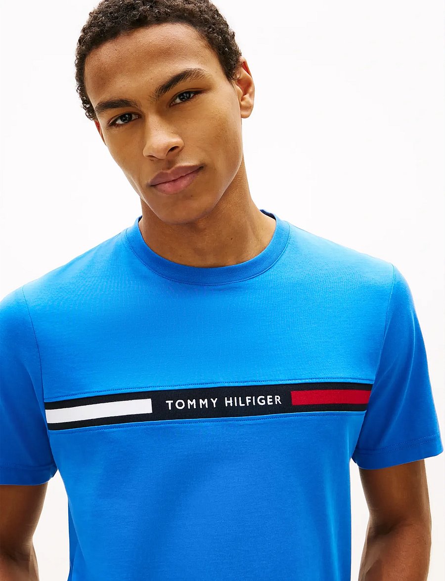 Tommy Hilfiger - HILFIGER CHEST INSERT T-SHIRT - short-sleeved t-shirts - blue orbit - 4
