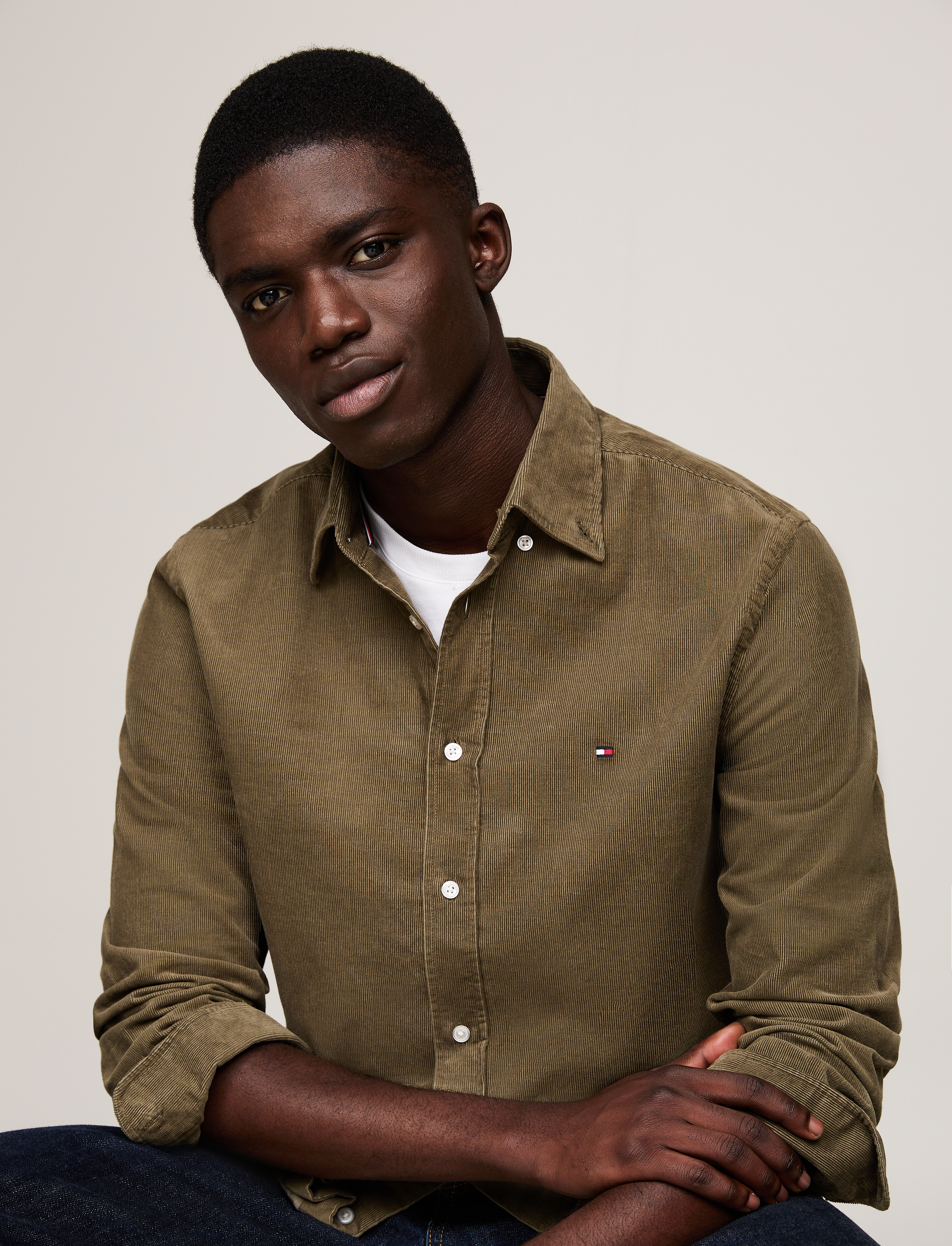 Tommy Hilfiger - SOLID CORDUROY RF SHIRT - army green - 2