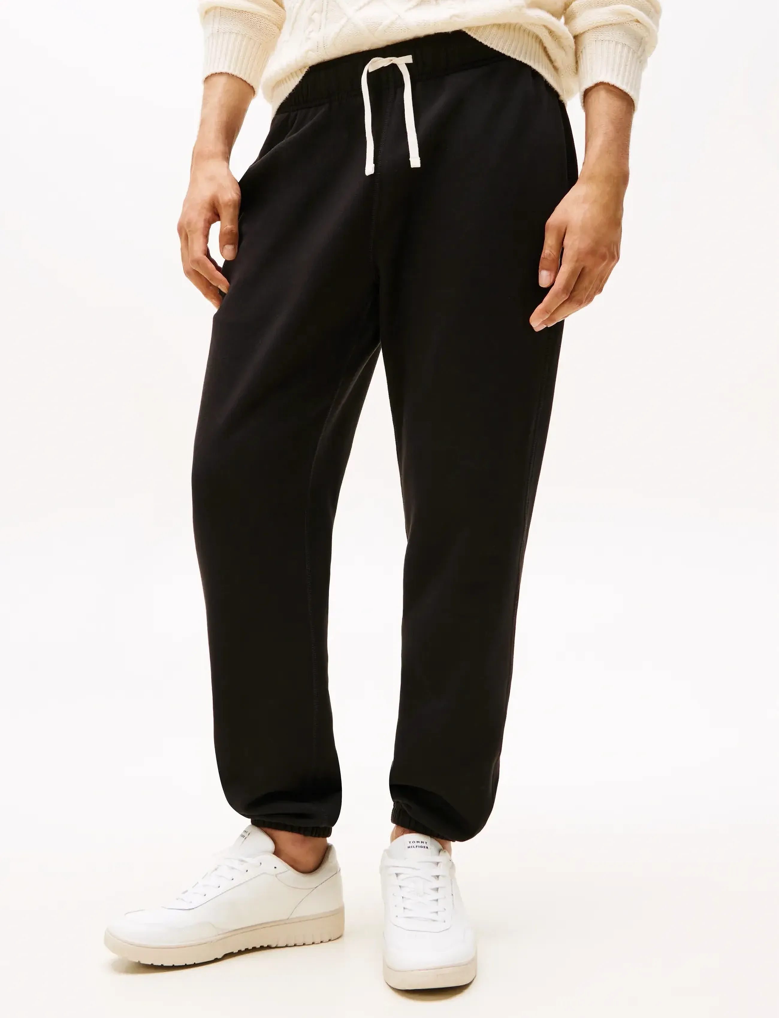 Tommy Hilfiger - ESSENTIAL FLEECE SWEATPANTS - verslaðu eftir tilefni - black - 4