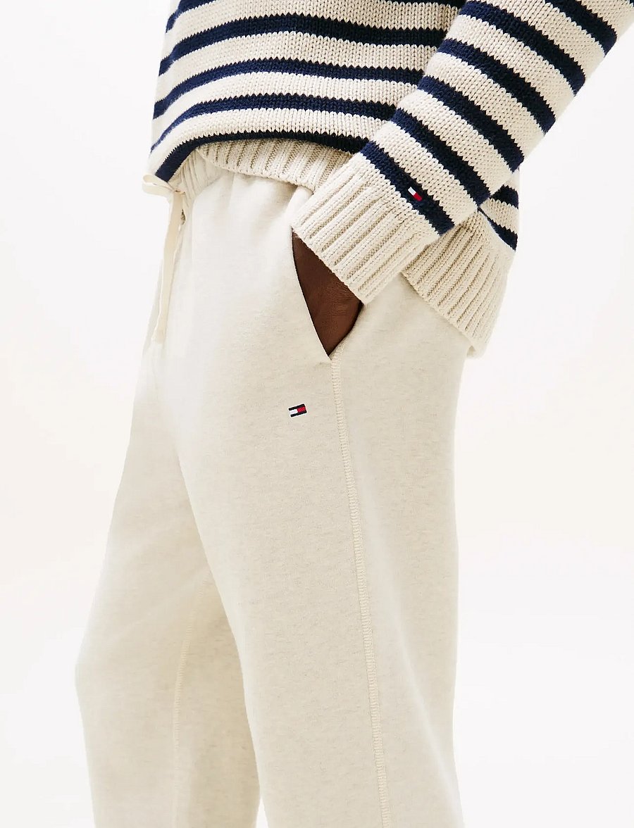 Tommy Hilfiger - ESSENTIAL FLEECE SWEATPANT - shop efter anledning - heathered oatmilk - 4