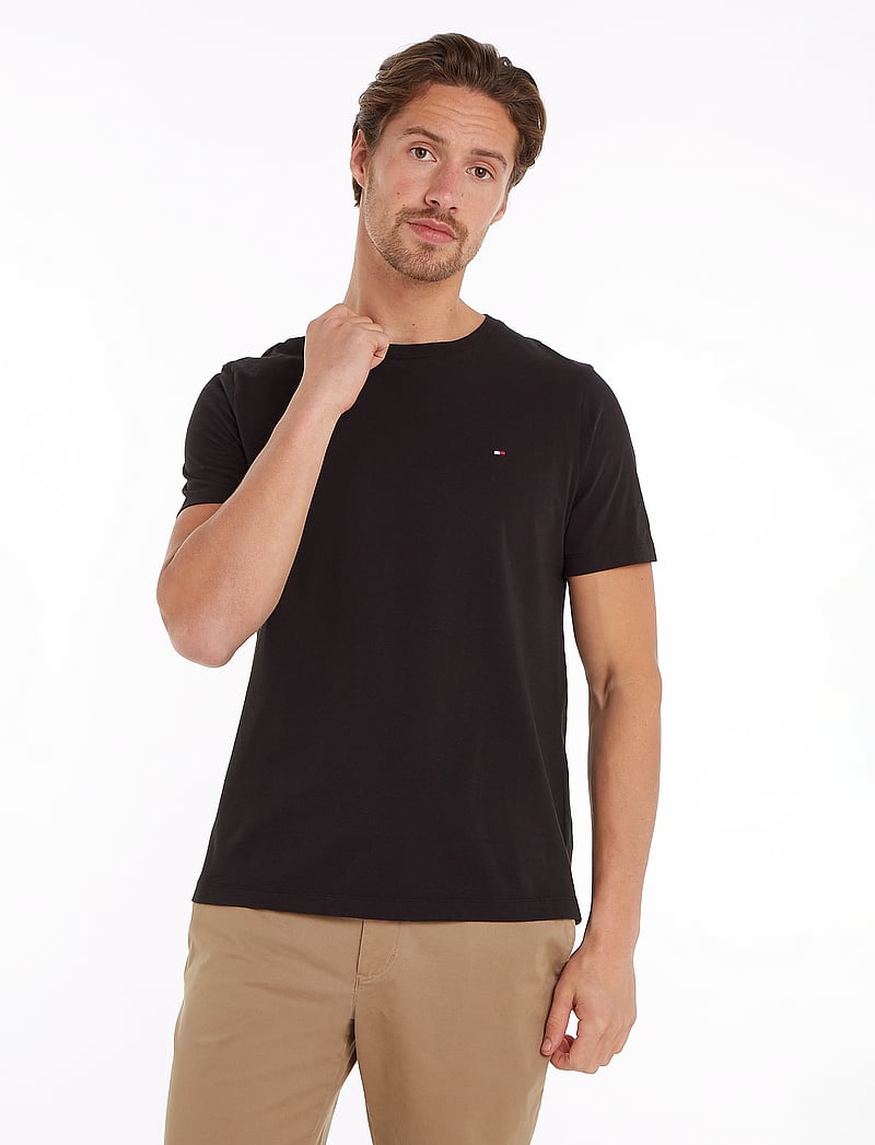 Tommy Hilfiger - ESSENTIAL REG FIT SOLID TEE - kortärmade t-shirts - black - 0