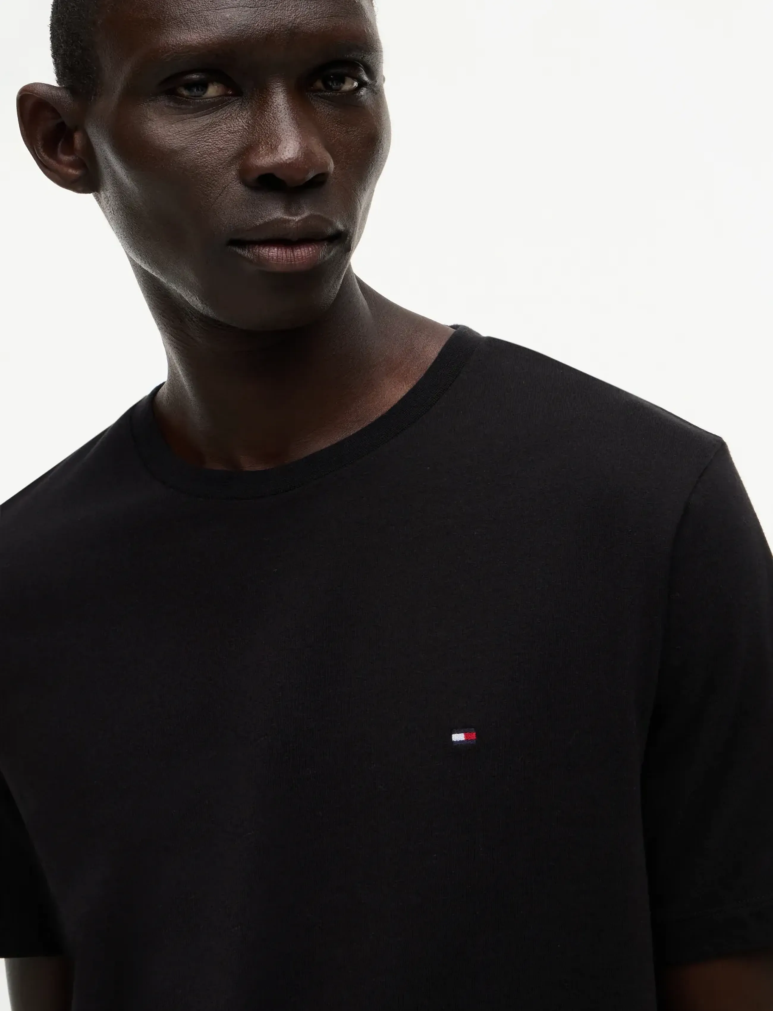 Tommy Hilfiger - ESSENTIAL REG FIT SOLID TEE - marškinėliai trumpomis rankovėmis - black - 4