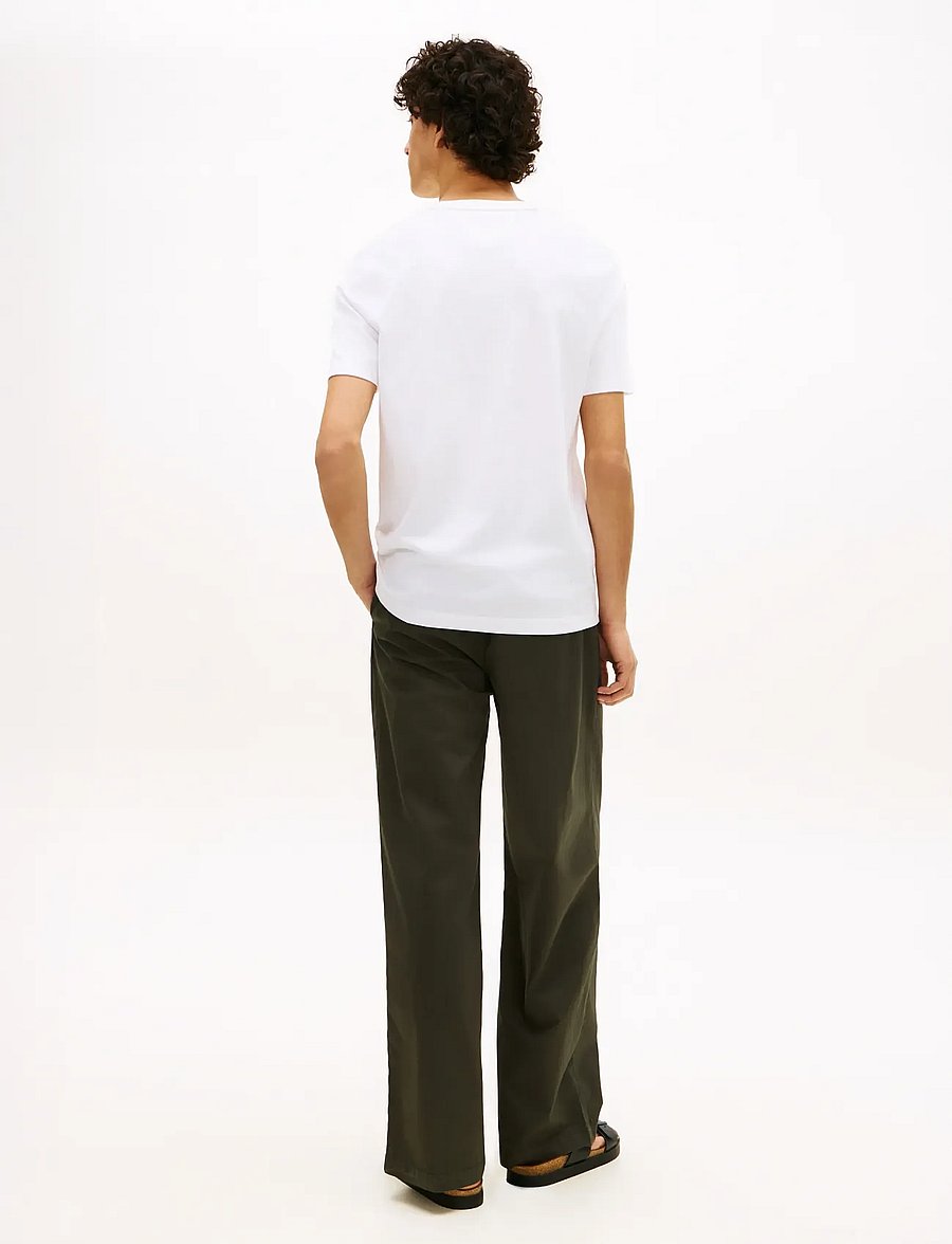 Tommy Hilfiger - ESSENTIAL REG FIT SOLID TEE - short-sleeved t-shirts - white - 3