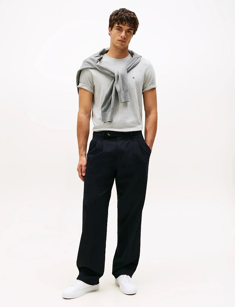 Tommy Hilfiger - ESSENTIAL REG FIT HEATHER TEE - lühikeste varrukatega t-särgid - light grey heather - 2