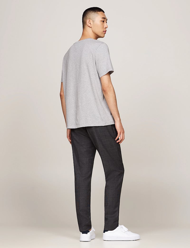 Tommy Hilfiger - ESSENTIAL REG FIT HEATHER TEE - lühikeste varrukatega t-särgid - light grey heather - 4