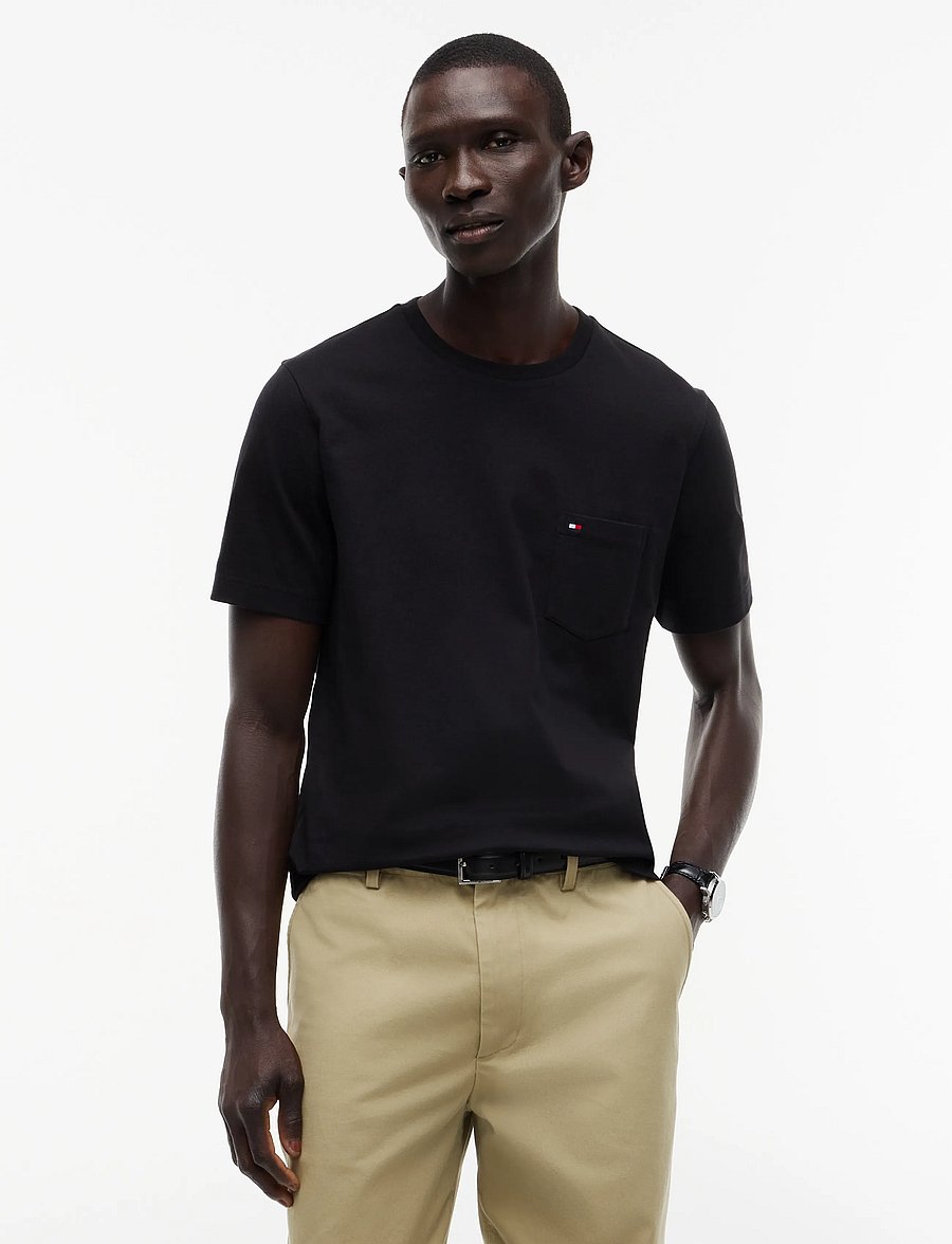 Tommy Hilfiger - ESSENTIAL SOLID POCKET TEE - kortærmede t-shirts - black - 0