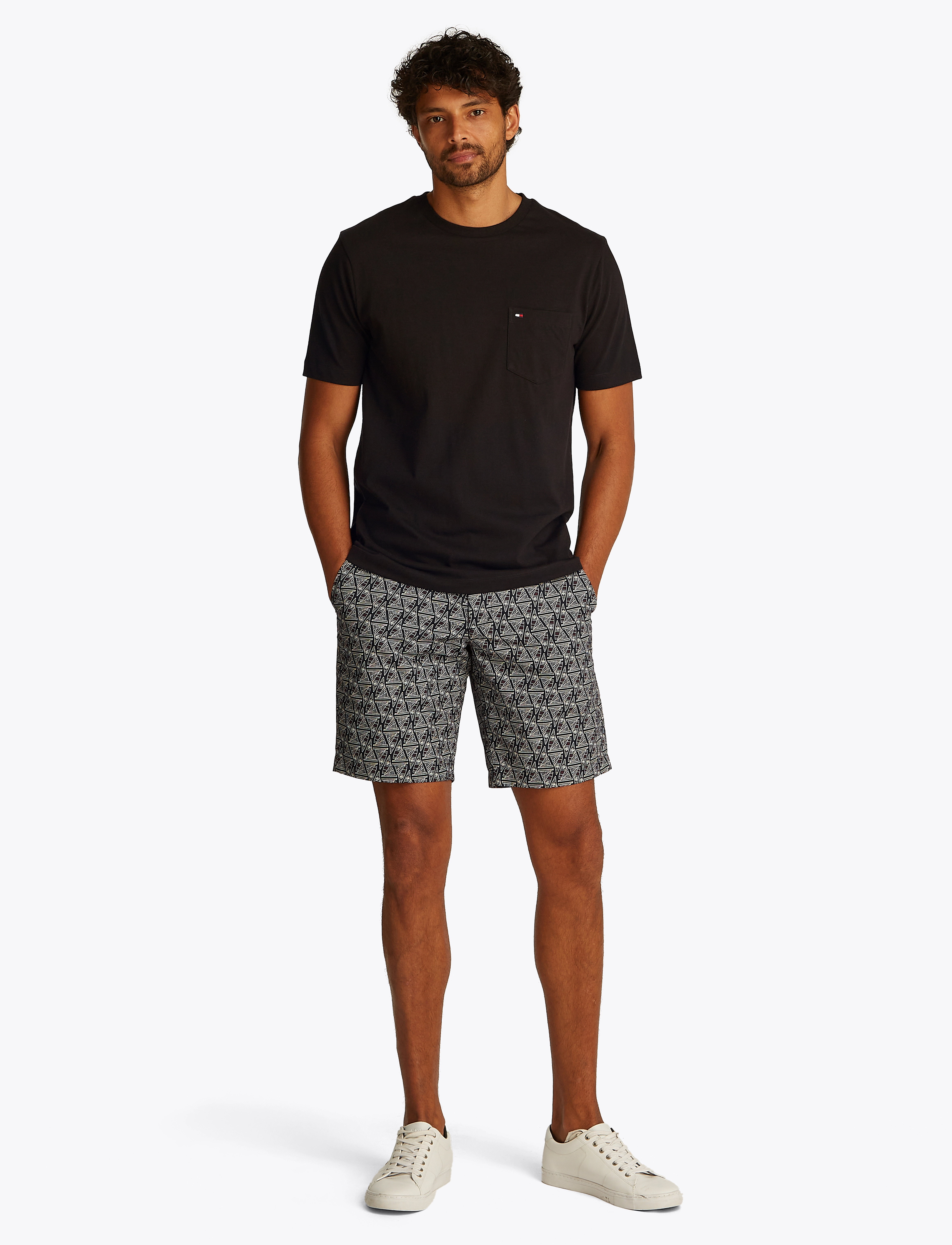 Tommy Hilfiger - ESSENTIAL SOLID POCKET TEE - basic t-shirts - black - 5