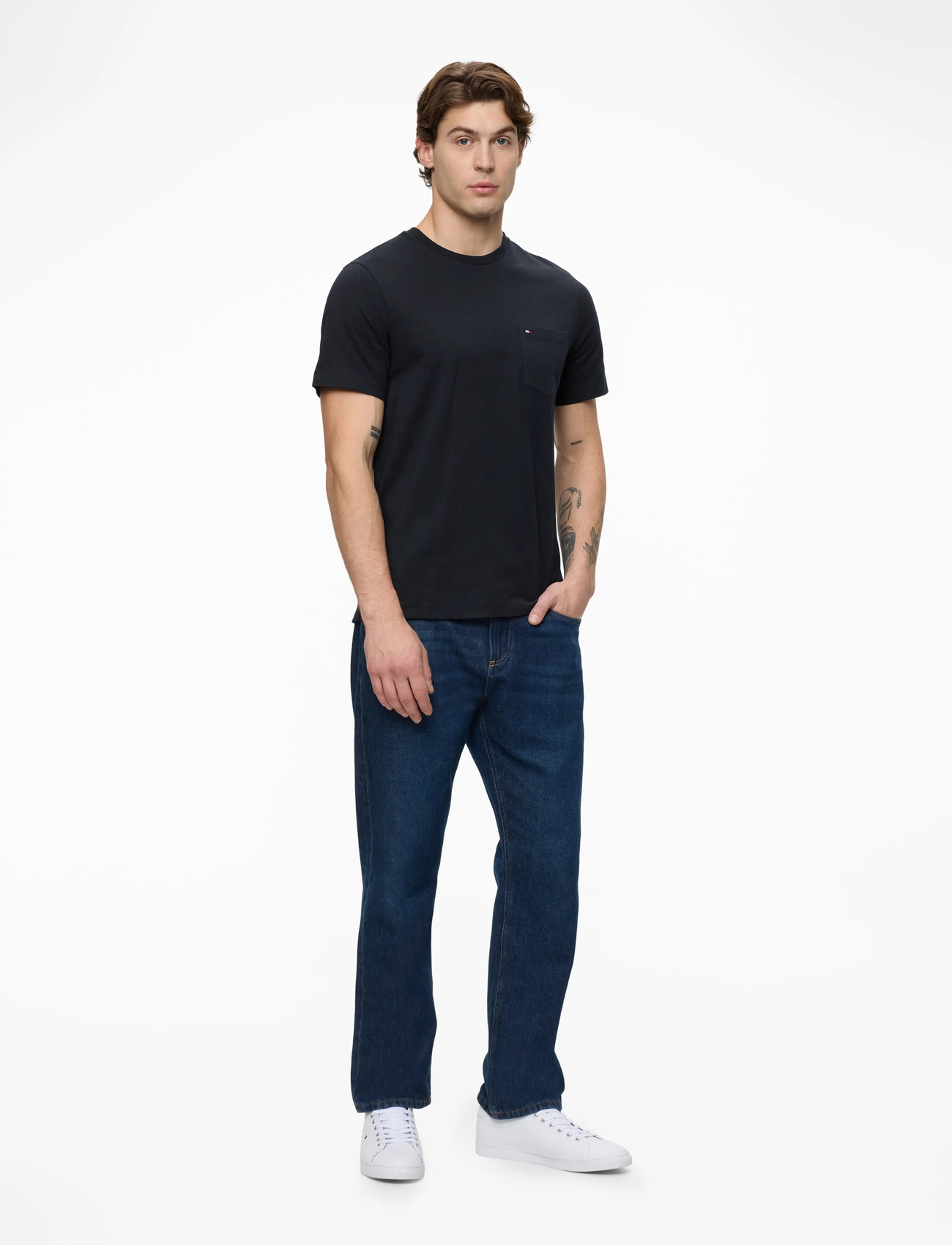 Tommy Hilfiger - ESSENTIAL SOLID POCKET TEE - höstkläder - desert sky - 1