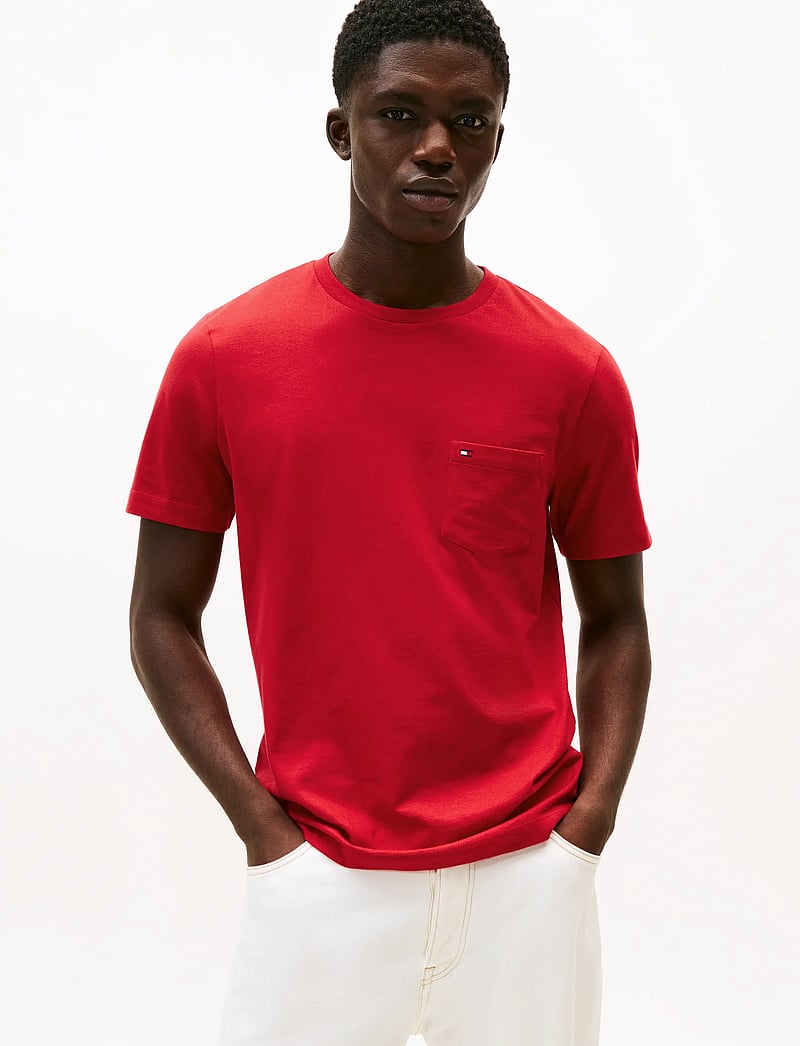 Tommy Hilfiger - ESSENTIAL SOLID POCKET TEE - lühikeste varrukatega t-särgid - medium red - 0