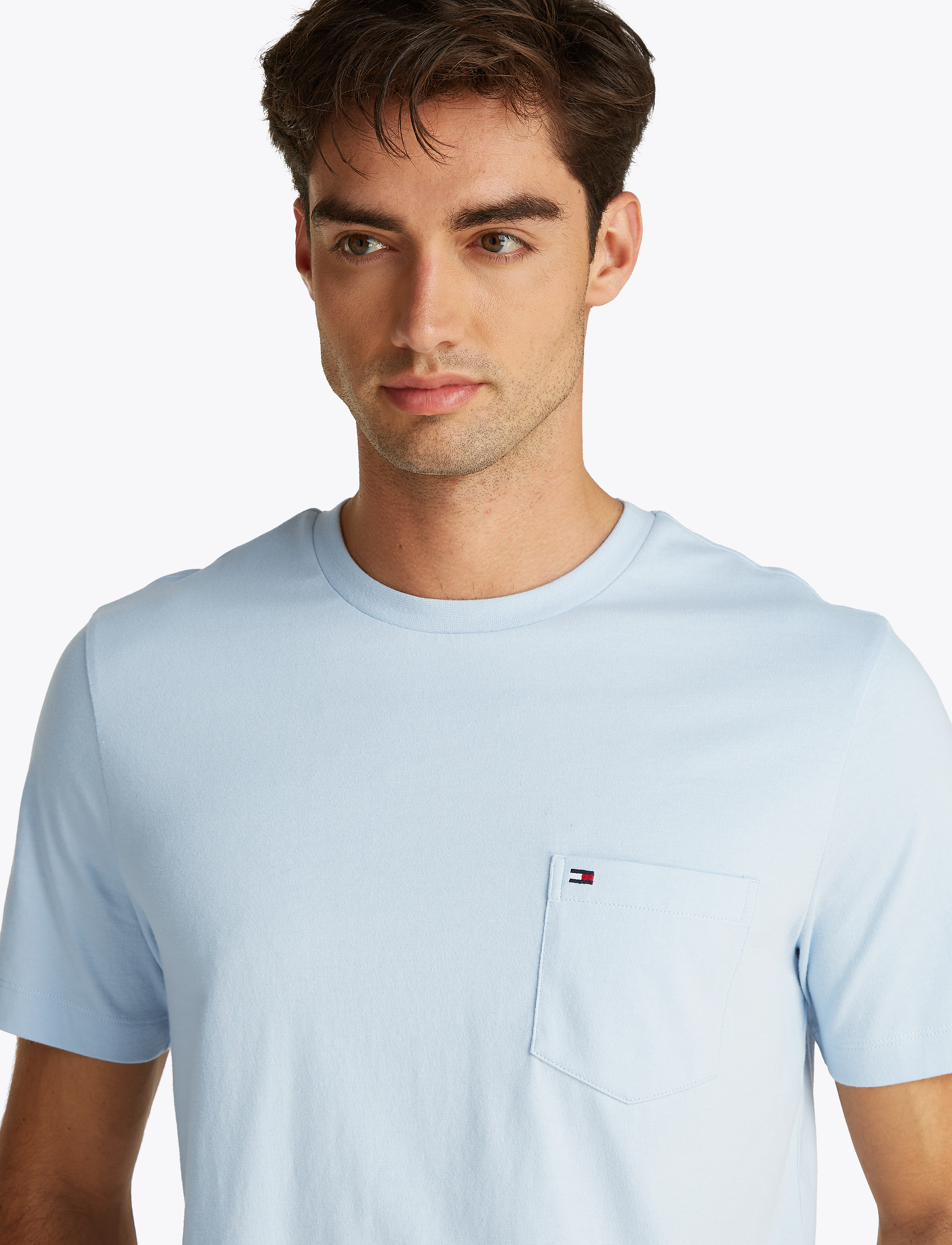 Tommy Hilfiger - ESSENTIAL SOLID POCKET T-SHIRT - kortærmede t-shirts - sky blue - 4