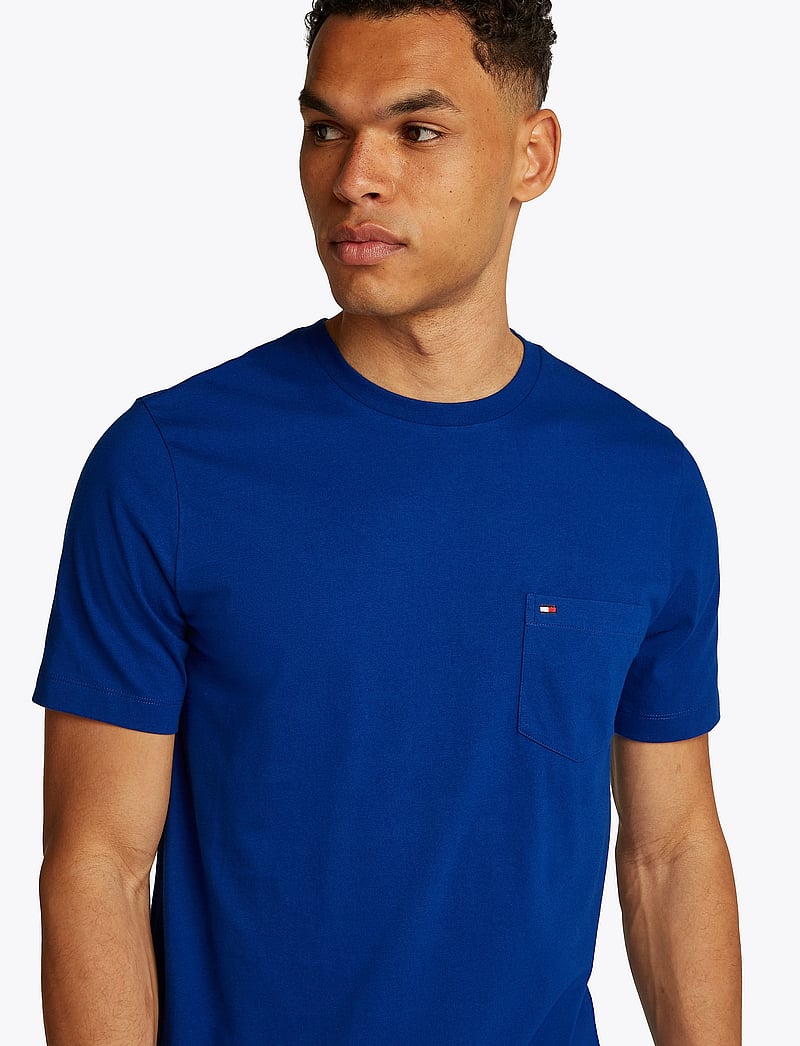 Tommy Hilfiger - ESSENTIAL SOLID POCKET TEE - kurzärmelig - wedge blue - 4