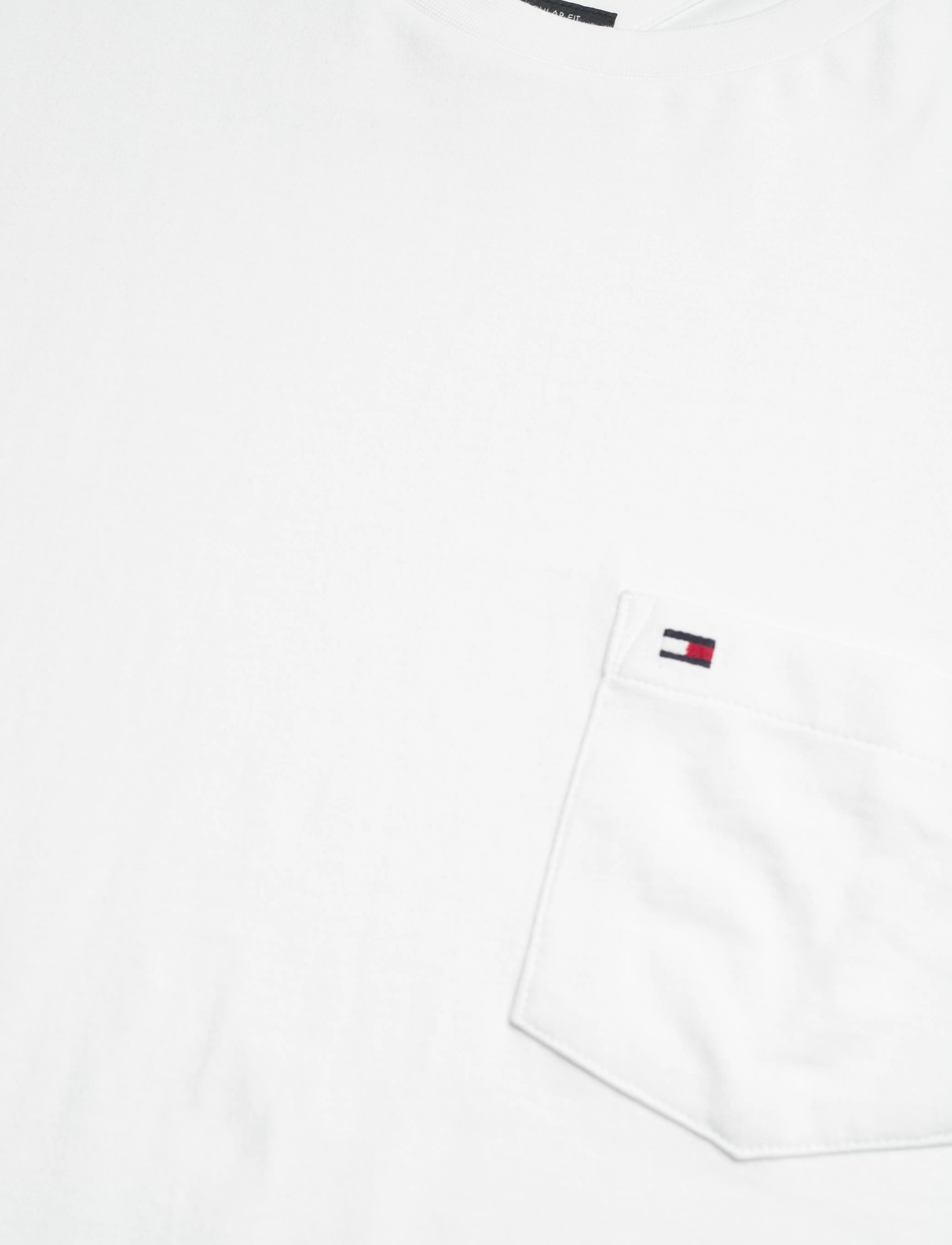 Tommy Hilfiger - ESSENTIAL SOLID POCKET TEE - basic t-shirts - white - 3