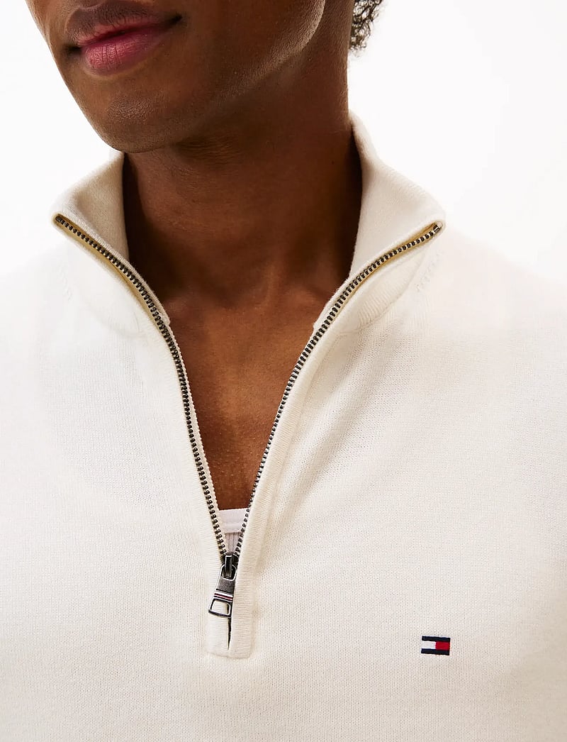 Tommy Hilfiger - ESSENTIAL COTTON ZIP MOCK - pullover mit halbem reißverschluss - ivory petal - 5