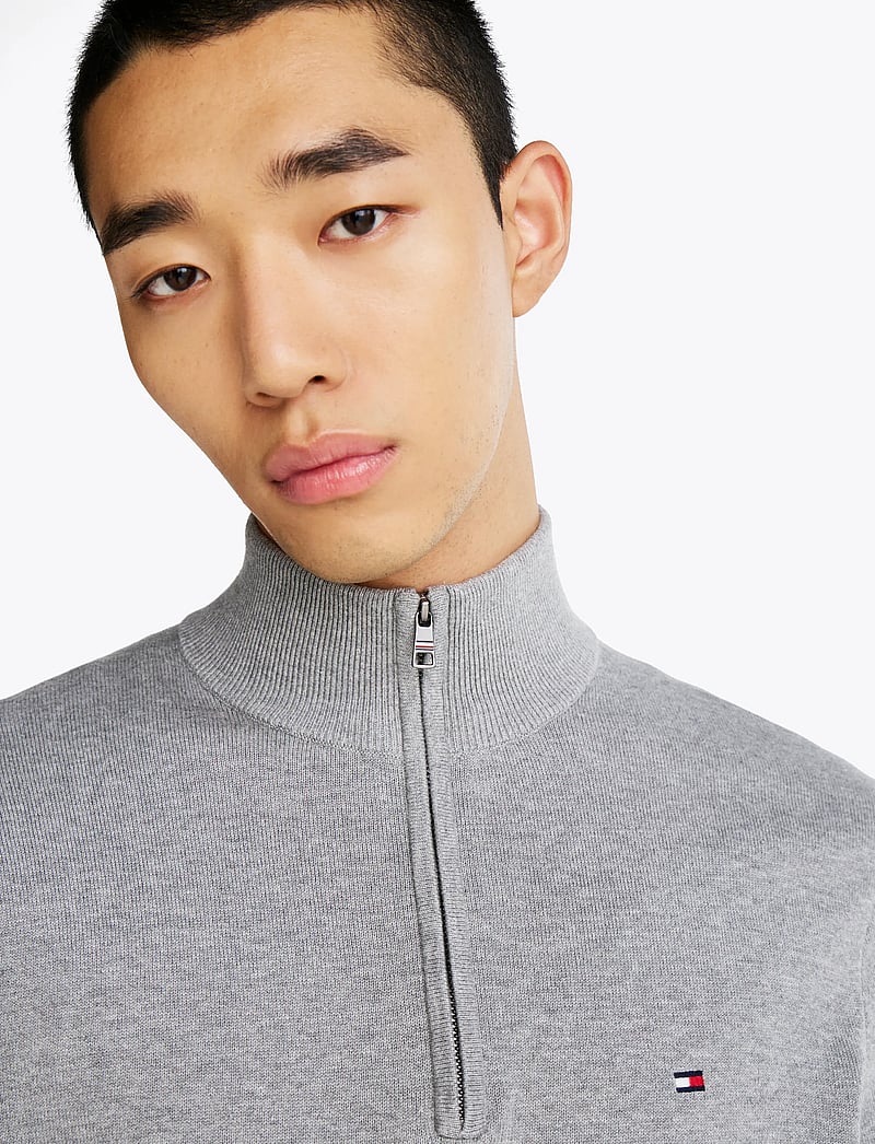 Tommy Hilfiger - ESSENTIAL COTTON ZIP MOCK - pullover mit halbem reißverschluss - medium grey heather - 5