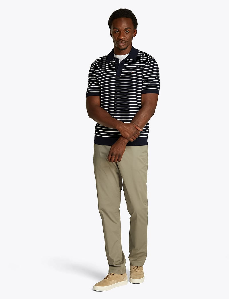 Tommy Hilfiger - ESSENTIAL COTTON KNITTED POLO - kortärmade pikéer - desert sky / ivory petal - 0