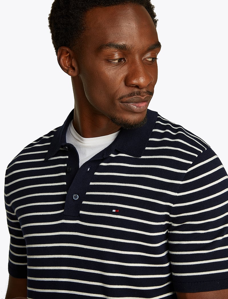 Tommy Hilfiger - ESSENTIAL COTTON KNITTED POLO - kortärmade pikéer - desert sky / ivory petal - 4