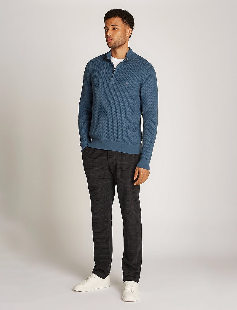 Tommy Hilfiger - HERRINGBONE STRUCTURE ZIP MOCK - tõmblukk-kaelusega džemprid - aegean sea - 0