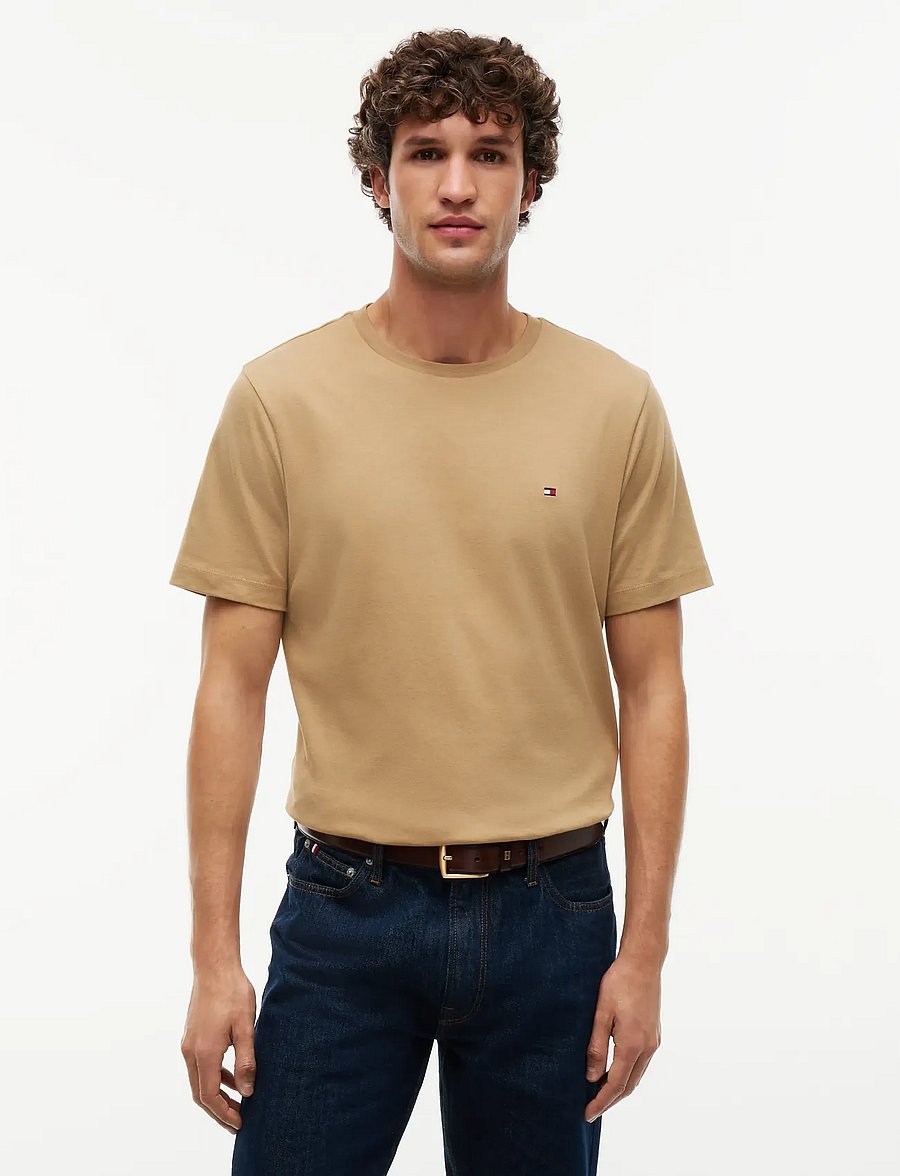 Tommy Hilfiger - LIGHT INTERLOCK TEE - kortärmade t-shirts - safari canvas - 0