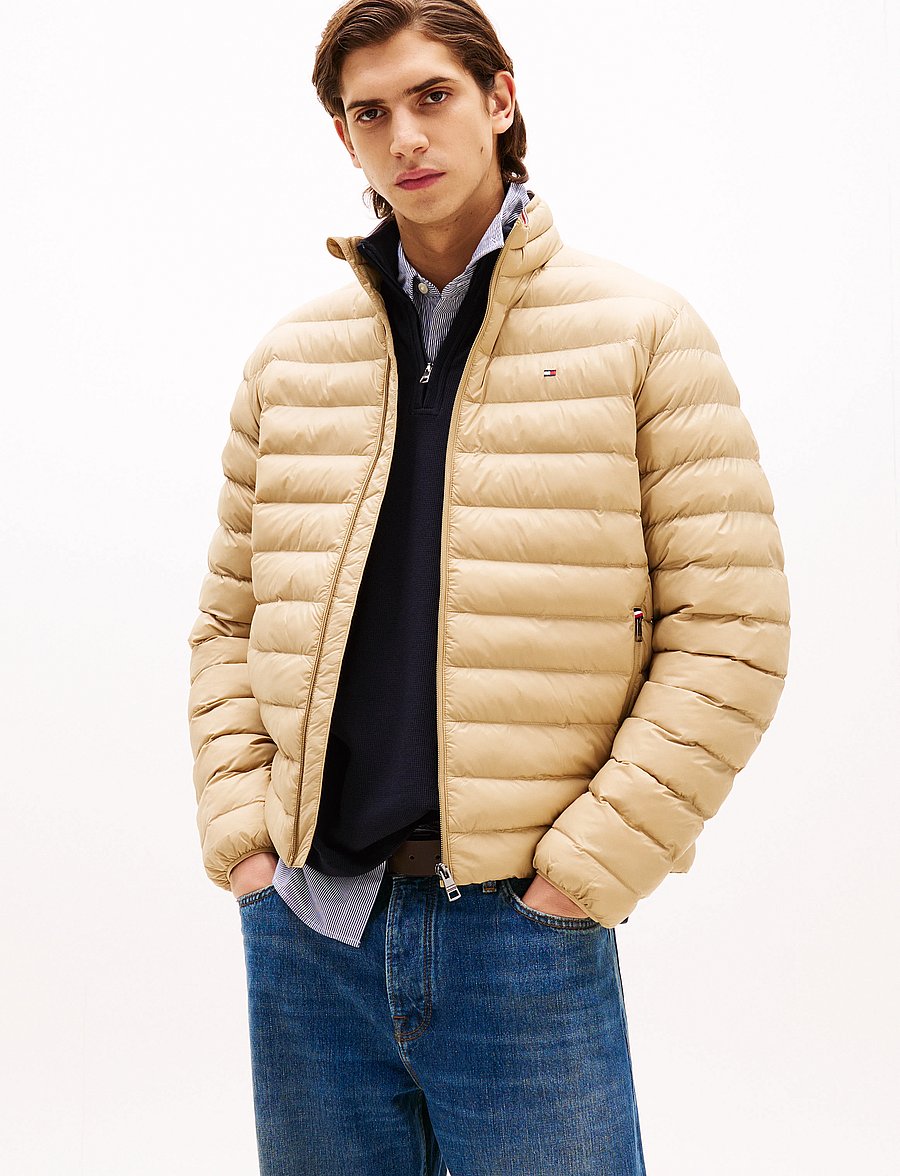 Tommy Hilfiger - PACKABLE RECYCLED JACKET - dunjackor - camel - 0