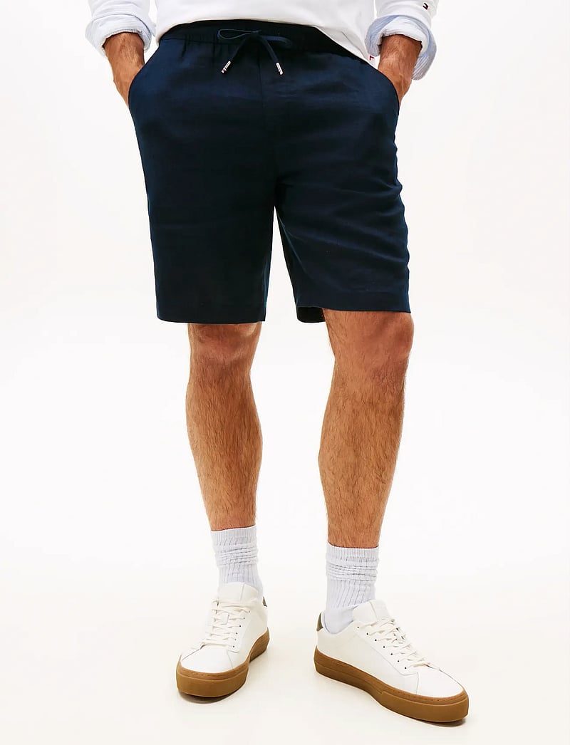 Tommy Hilfiger - HARLEM PO LINEN SHORT - hørshorts - desert sky - 4