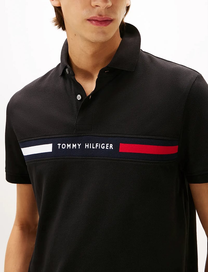 Tommy Hilfiger - HILFIGER CHEST INSERT REG POLO - kortærmede poloer - black - 4