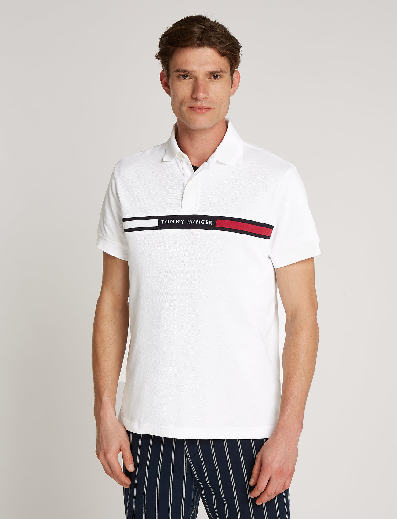 Tommy Hilfiger - HILFIGER CHEST INSERT REG POLO - kortærmede poloer - white - 0