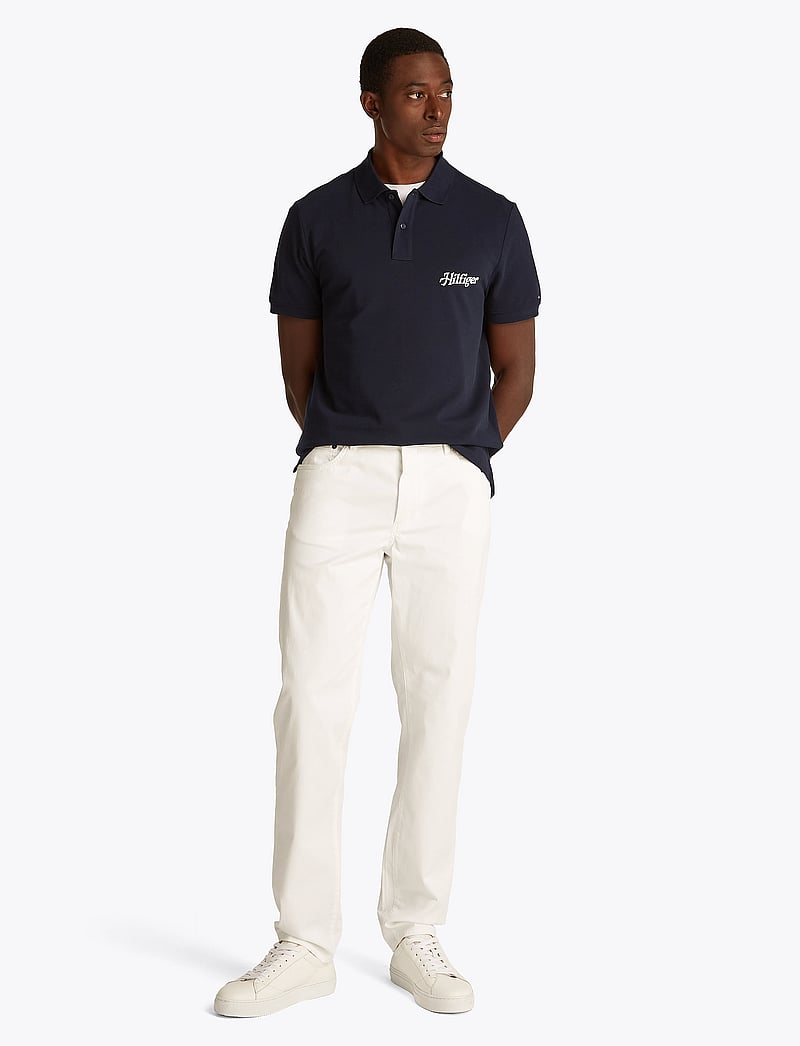 Tommy Hilfiger - SCRIPT GRAPHIC REG POLO - kortärmade pikéer - desert sky - 4
