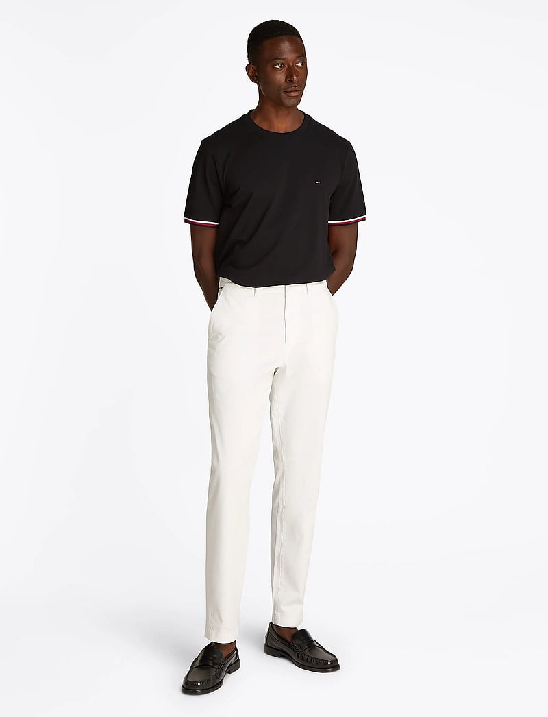 Tommy Hilfiger - GLOBAL STRIPE CUFF TEE - kurzärmelig - black - 0