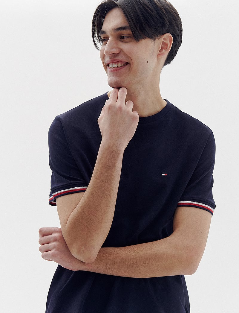 Tommy Hilfiger - GLOBAL STRIPE CUFF TEE - kortærmede t-shirts - desert sky - 0