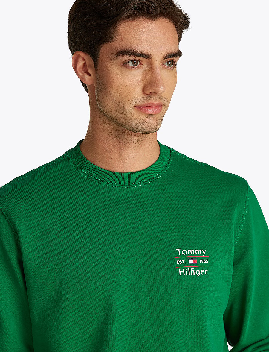 Tommy Hilfiger - HILFIGER STACK SWEATSHIRT - urlaubsfavoriten - nouveau green 323 830 - 3