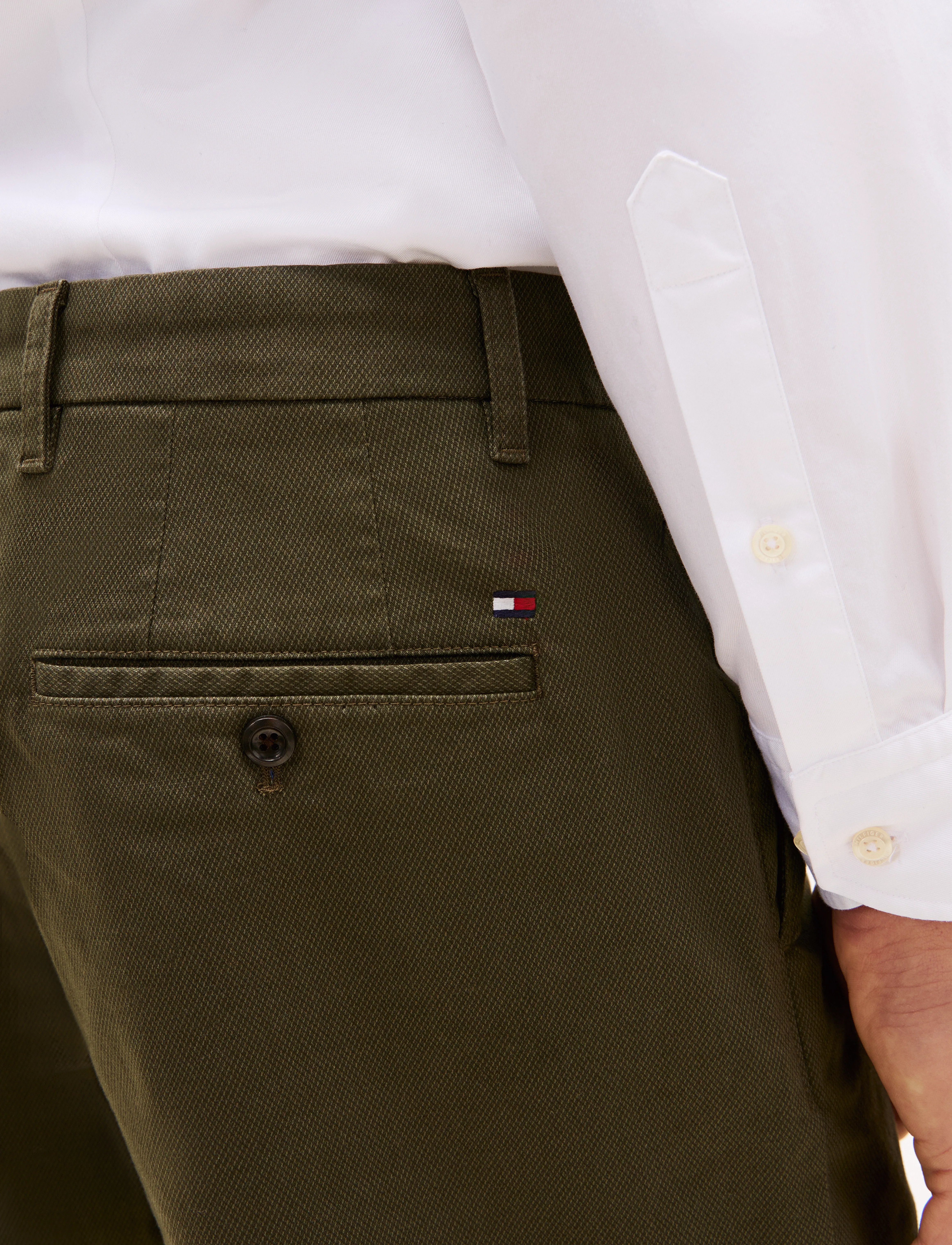 Tommy Hilfiger - HARLEM PRINTED STRUCTURE SHORT - casual shorts - army green - 2