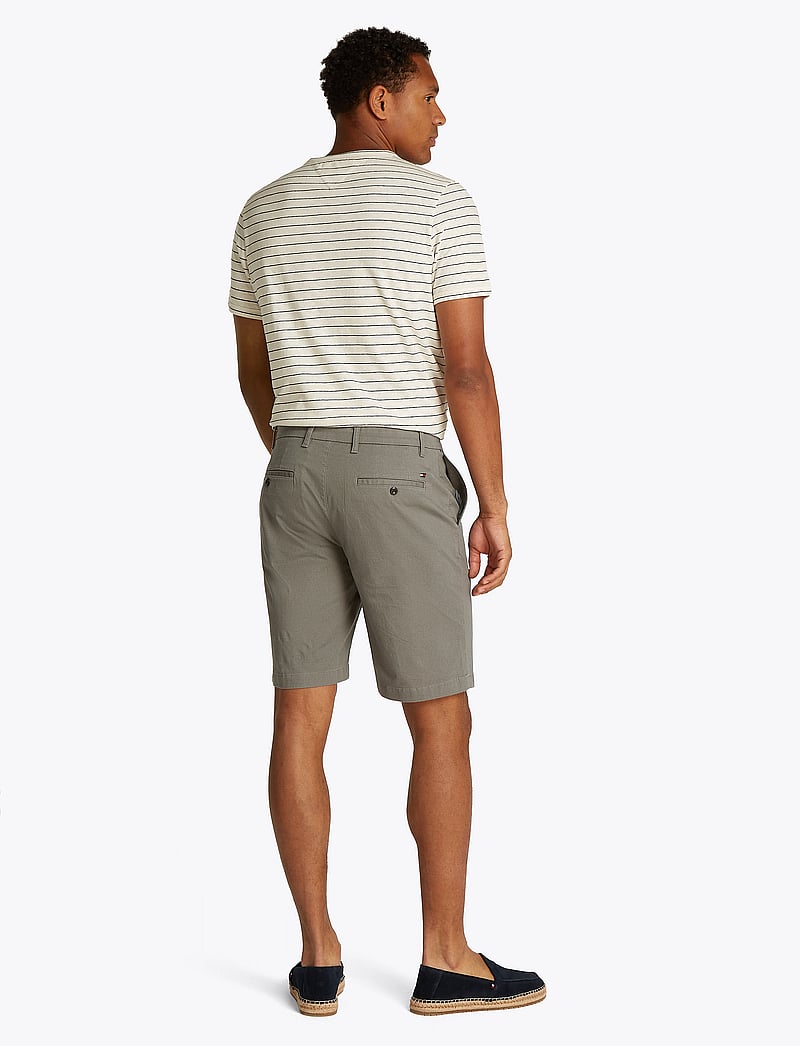 Tommy Hilfiger - HARLEM PRINTED STRUCTURE SHORT - casual shorts - hydrogen grey - 1