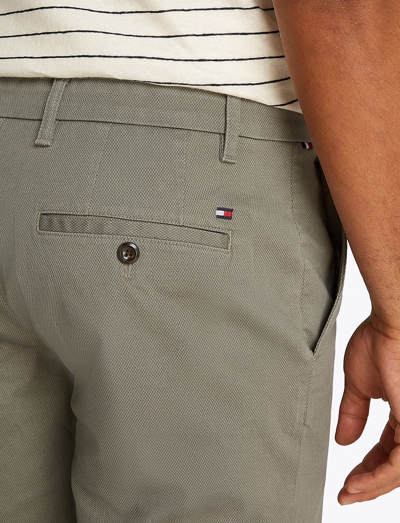 Tommy Hilfiger - HARLEM PRINTED STRUCTURE SHORT - casual shorts - hydrogen grey - 2