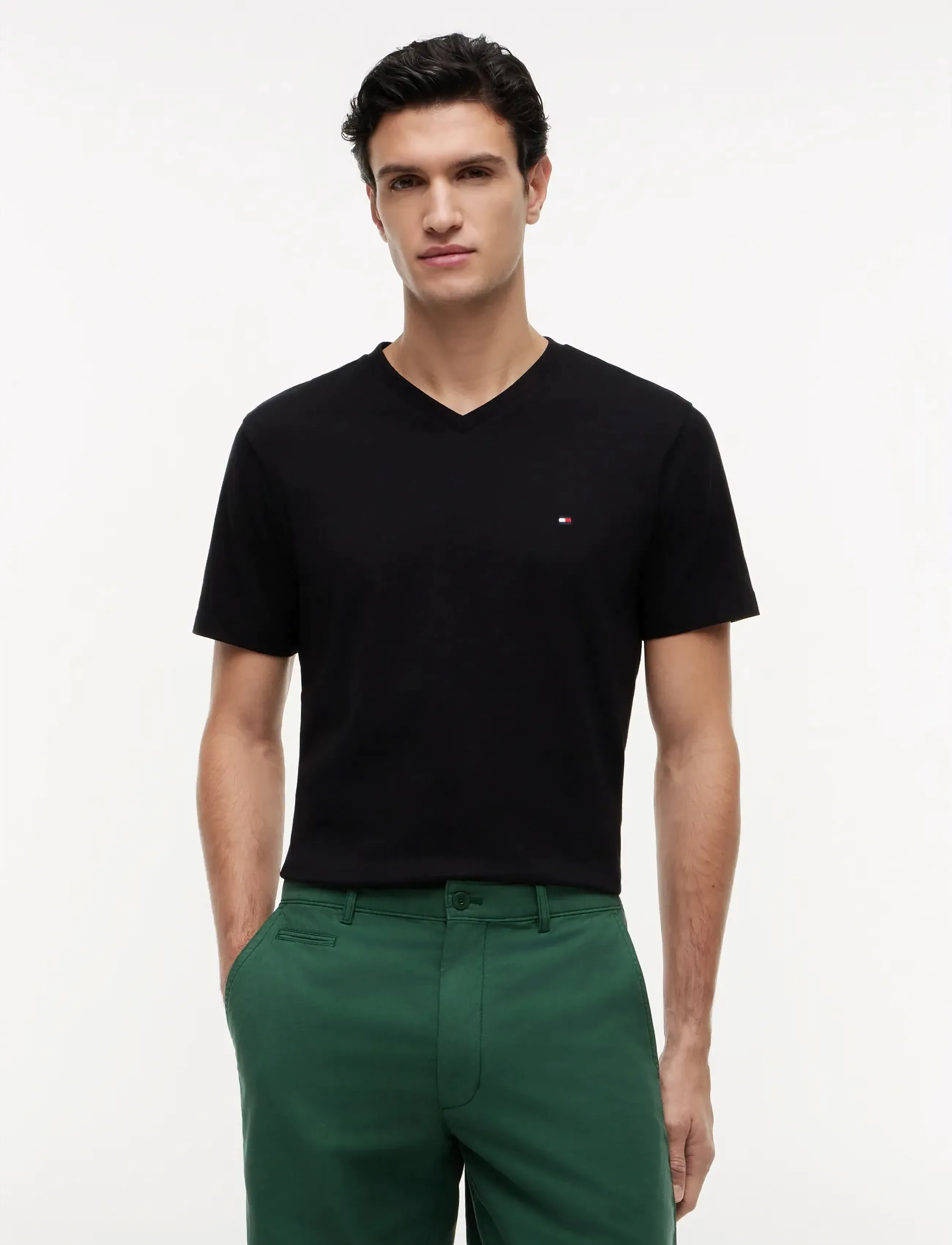 Tommy Hilfiger ESSENTIAL V-NECK TEE - T-Shirts mit V-Ausschnitt - BLACK / black