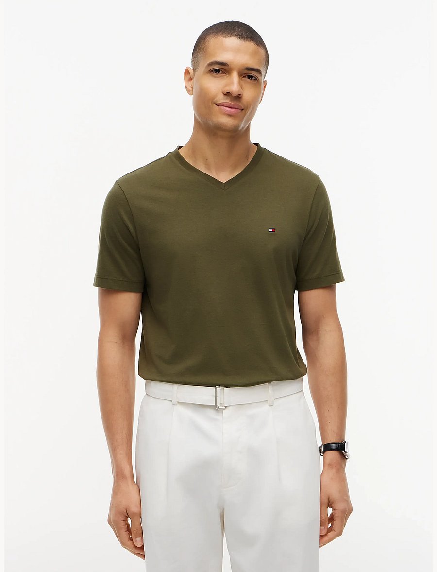 Tommy Hilfiger - ESSENTIAL V-NECK TEE - t-shirts mit v-ausschnitt - huntsman green - 0