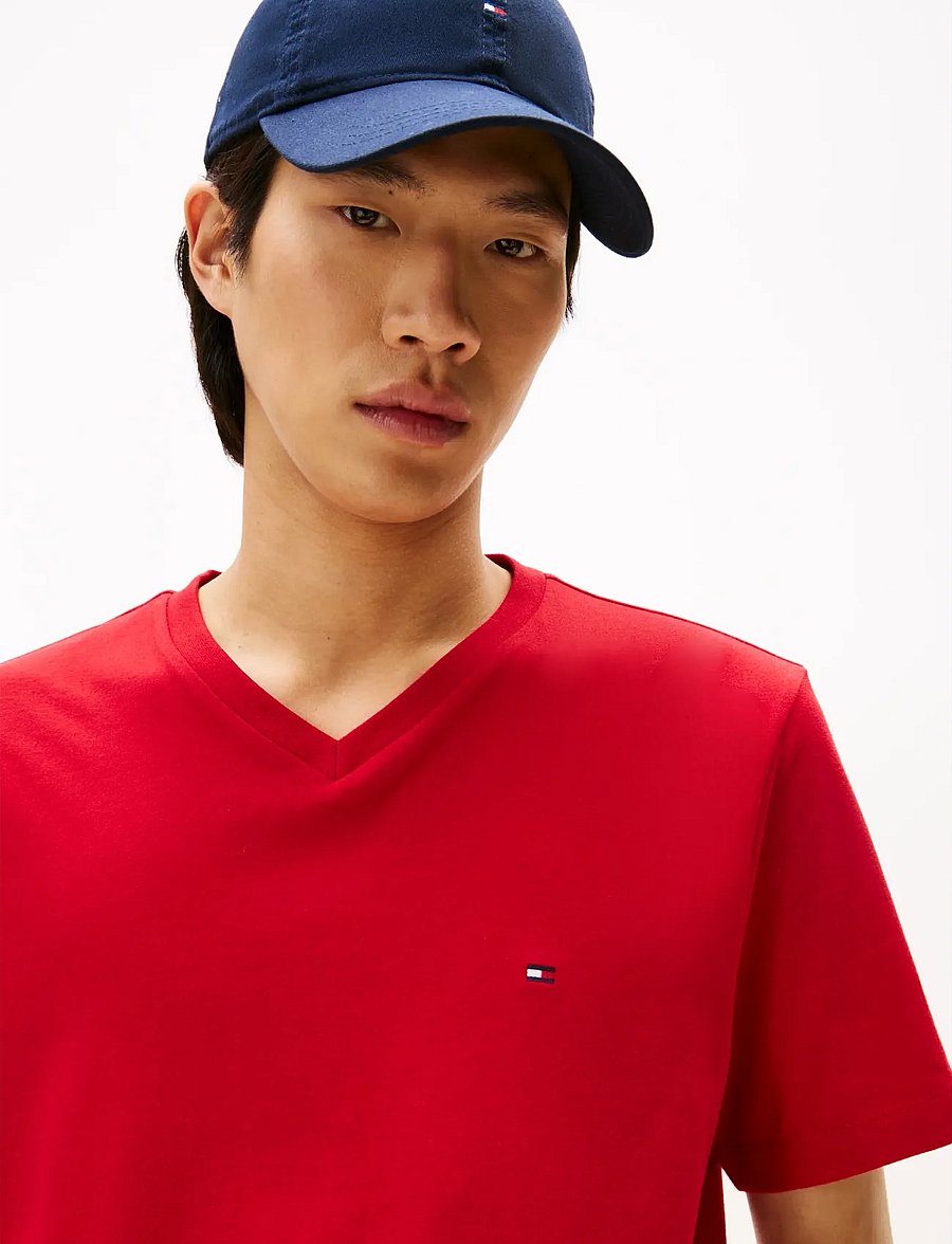 Tommy Hilfiger - ESSENTIAL V-NECK TEE - v-neck t-shirts - medium red - 5