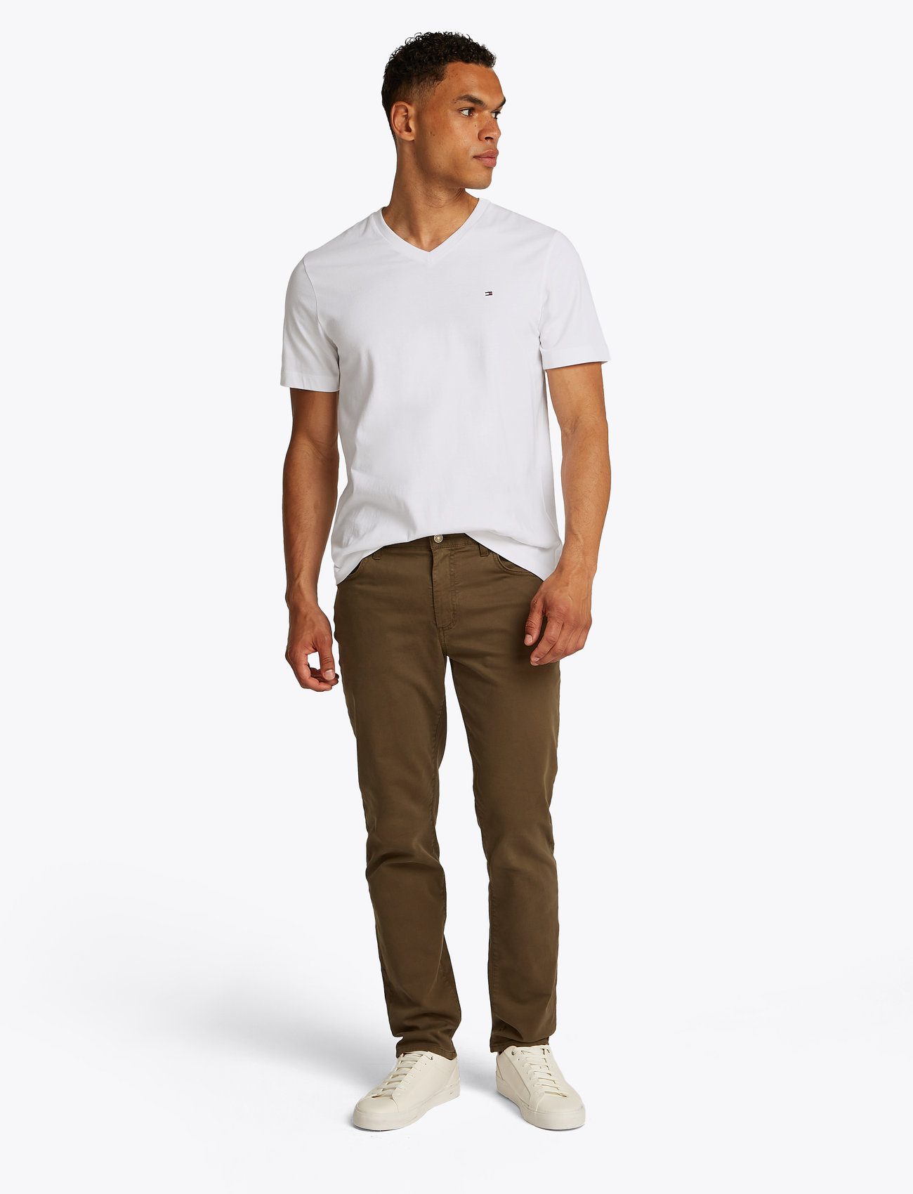 Tommy Hilfiger - ESSENTIAL V-NECK TEE - die niedrigsten preise - white - 0
