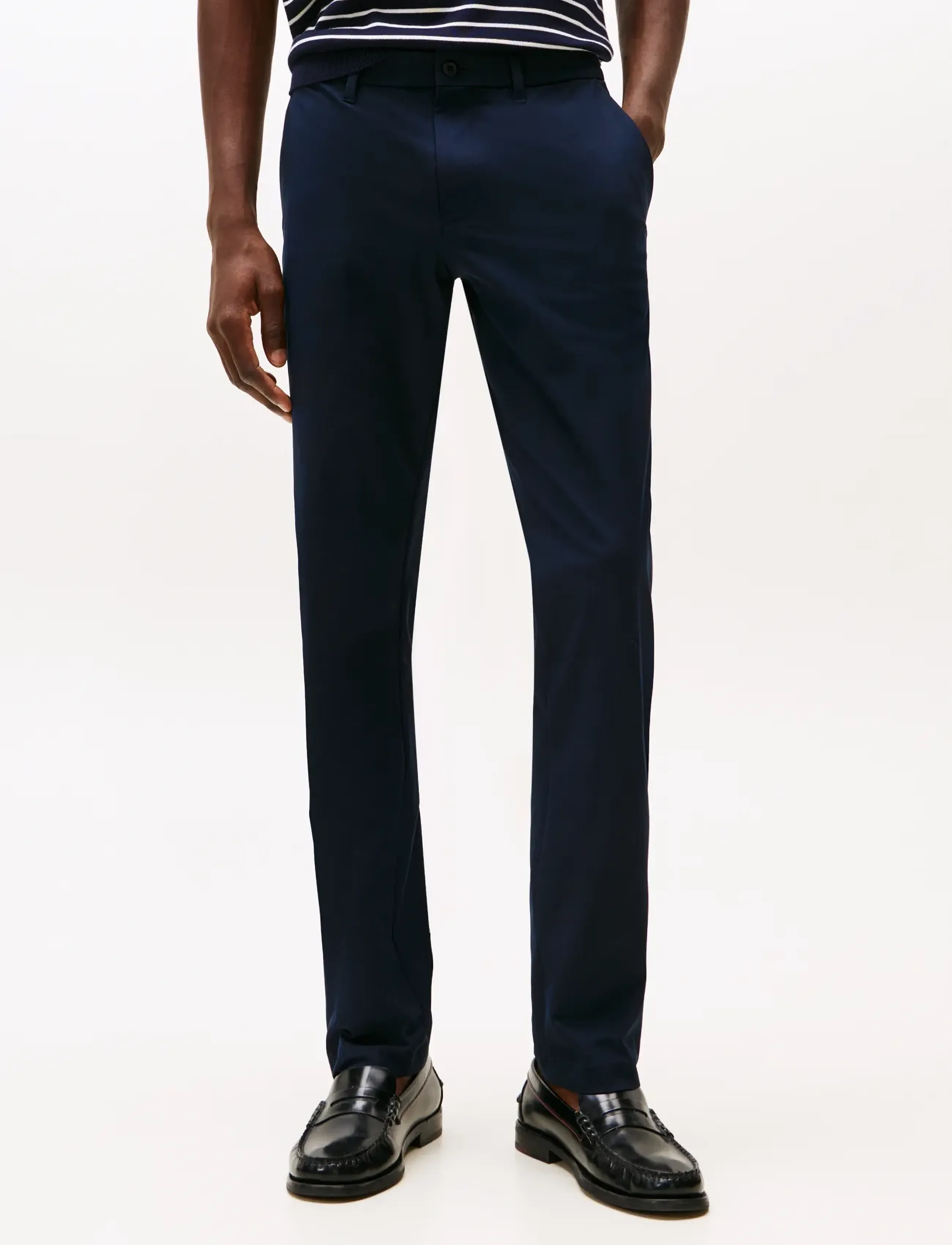 Tommy Hilfiger - DENTON KNIT TECH CHINO - chino püksid - desert sky - 4