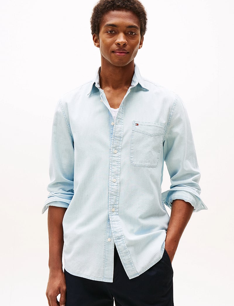 Tommy Hilfiger - CHAMBRAY POCKET RF SHIRT - basic-hemden - light blue chambray - 0