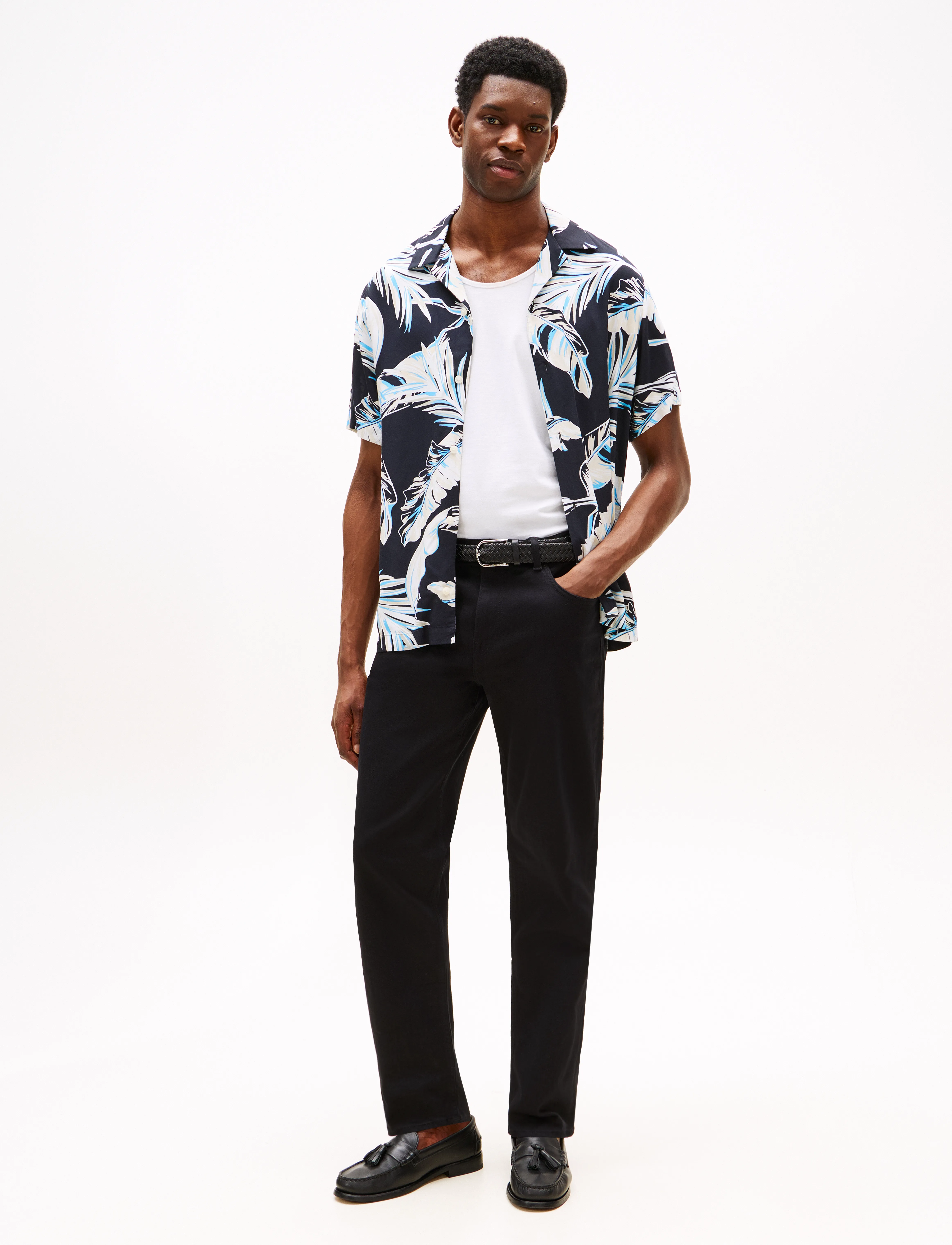 Tommy Hilfiger - LIGHTWEIGHT LEAF AOP SS SHIRT - kurzarmhemden - black / allover - 2