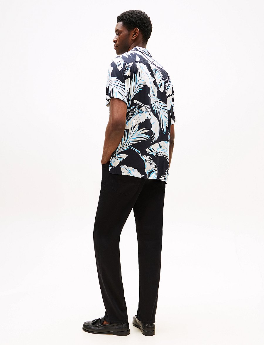 Tommy Hilfiger - LIGHTWEIGHT LEAF AOP SS SHIRT - kurzarmhemden - black / allover - 3