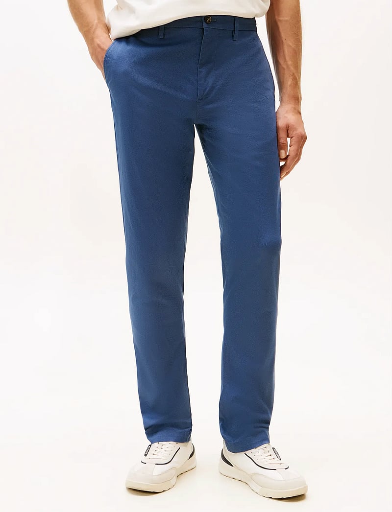 Tommy Hilfiger - BLEECKER PRINTED STRUCTURE CHINO - vabaajapüksid - aegean sea - 0